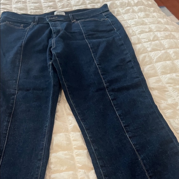 LOFT women’s Dark Blue Relaxed Jeans - Picture 1 of 4